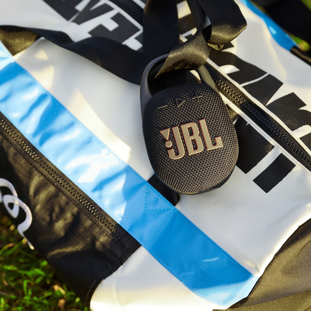 JBL Clip 5 Ultra-portable Waterproof Bluetooth Speaker