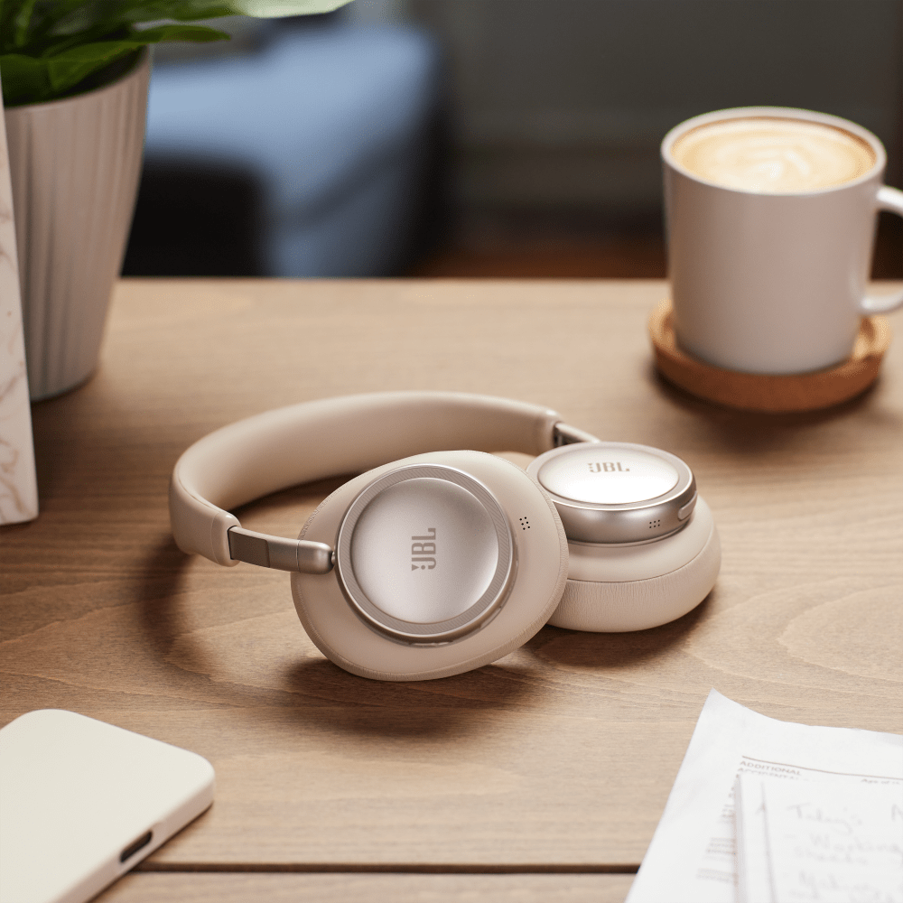 Live 780NC Wireless Over Ear Bluetooth Headphones