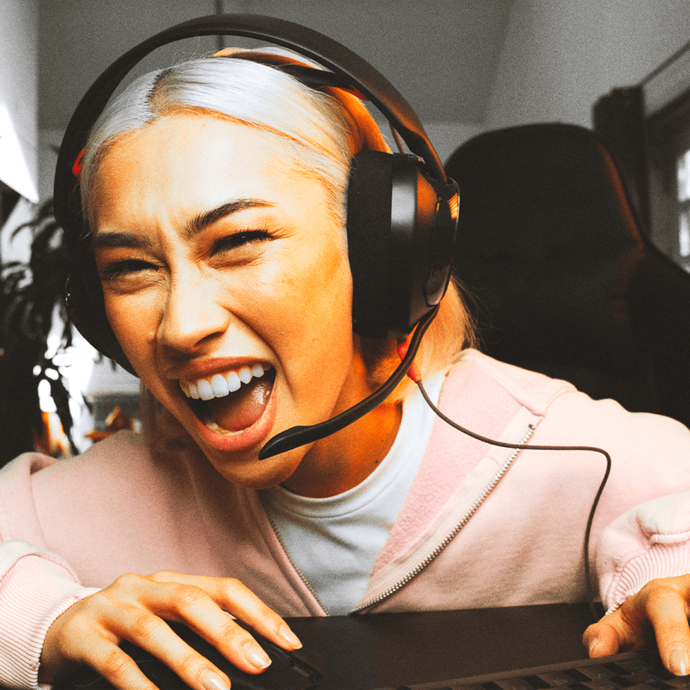 Quantum 250 Over Ear Wired Multiplatform Gaming Headset
