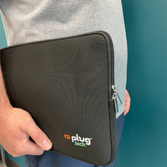 Plug 13.3-Inch Laptop Mac Sleeve, Protective Case with Zipper - Black